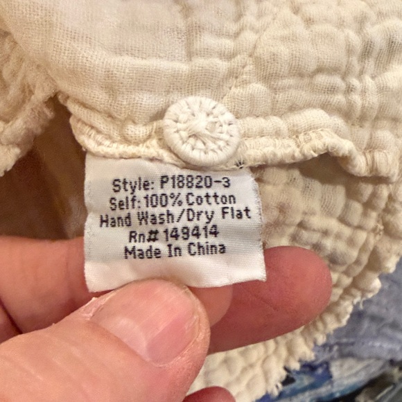 Johnny Was Black and White Embroidered Top - Picture 5 of 5